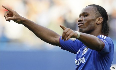 Drogba ghi dấu trong chiến thắng huỷ diệt.