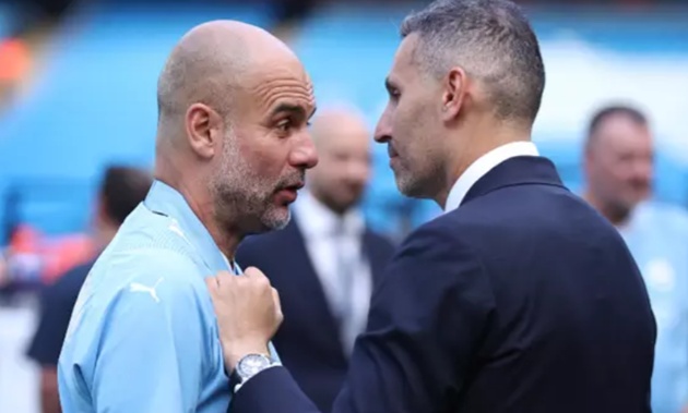 Trễ giờ hiệp hai 10 trận, Man City lĩnh án phạt hơn 1 triệu bảng