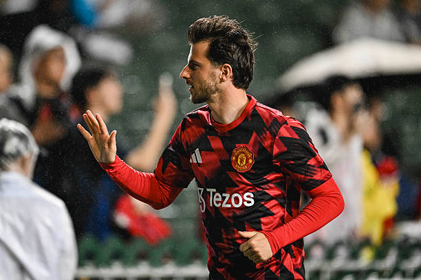 MU sẵn sàng chia tay, Unai Emery thúc đẩy thương vụ Mason Mount