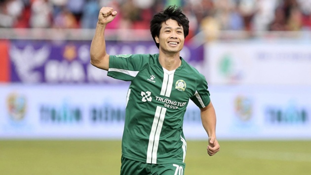 Cú hích Công Phượng