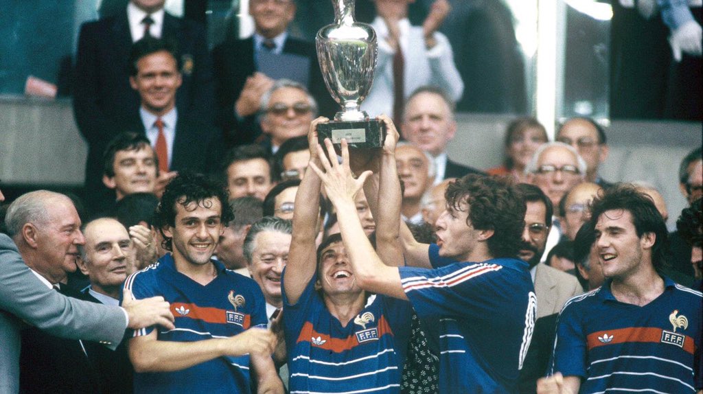 Platini cùng Pháp lên ngôi Euro 1984 ngay tại sân Công viên các Hoàng tử.