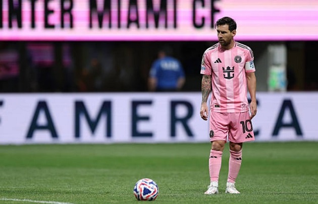 Lionel Messi liên tục khiến những cú đá phạt trực tiếp trở nên giống như quả phạt đền