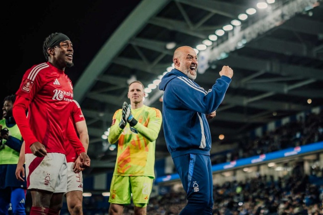 CHÍNH THỨC! Nuno Espirito Santo ký hợp đồng mới với Nottingham
