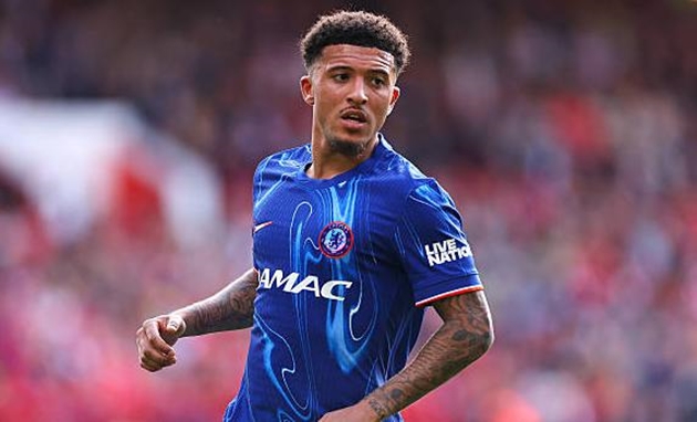 Man United ra giá 26 triệu euro cho Sancho