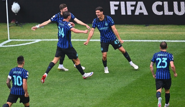 Valentin Carboni ghi bàn quyết định mang về 3 điểm cho Inter.