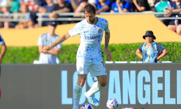 Francesco Acerbi là trụ cột nơi hàng phòng ngự Inter Milan.
