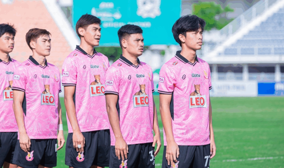 Nongbua Pitchaya đối mặt nguy cơ giải thể.