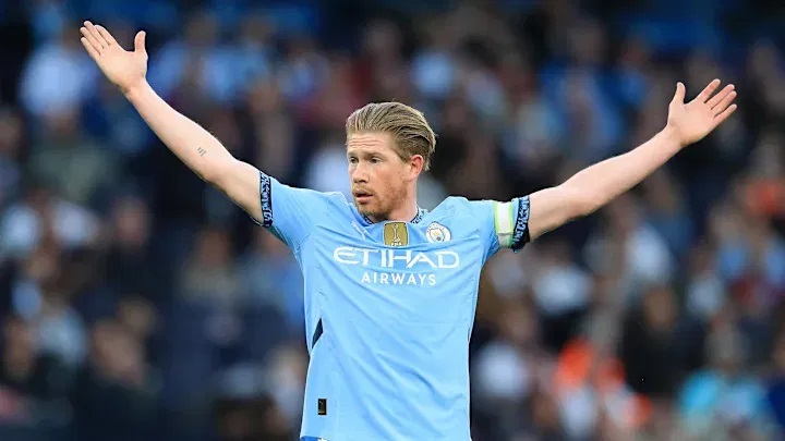 De Bruyne là huyền thoại của Man City.