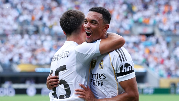 Sau 2 trận, Trent Alexander-Arnold khiến CĐV Real Madrid "dậy sóng"