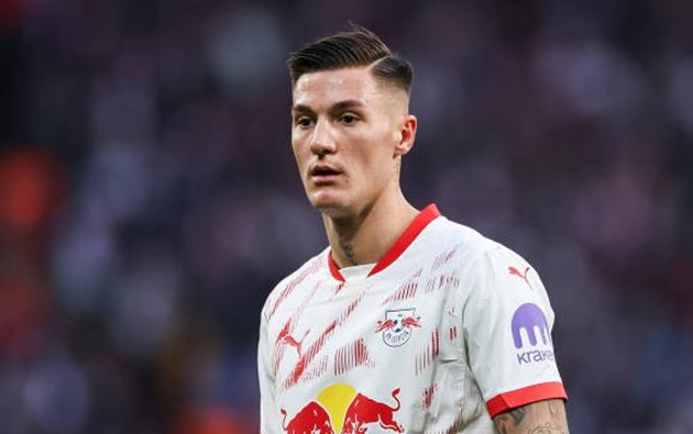 Chuyển nhượng sáng 23/6: Arsenal từ bỏ Sesko; MU quan tâm Moise Kean