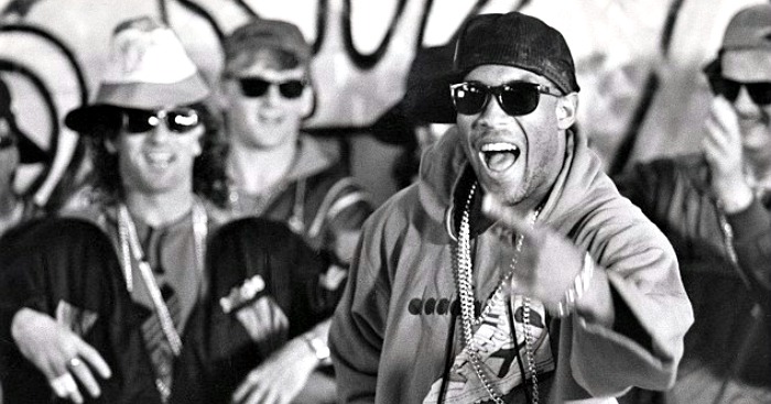 Anfield Rap dù nổi tiếng nhưng không tránh khỏi những chỉ trích bên lề.