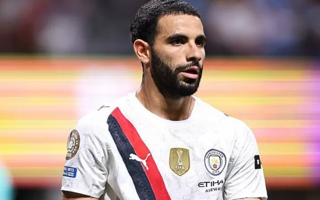 Ait-Nouri ra mắt bùng nổ, fan Man City phát cuồng