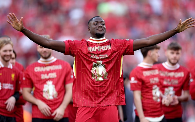 Konate từ chối gia hạn, Liverpool lo ngại mất thêm trụ cột