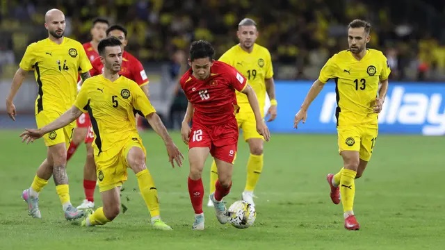 Malaysia đang tăng cường nhập tịch.