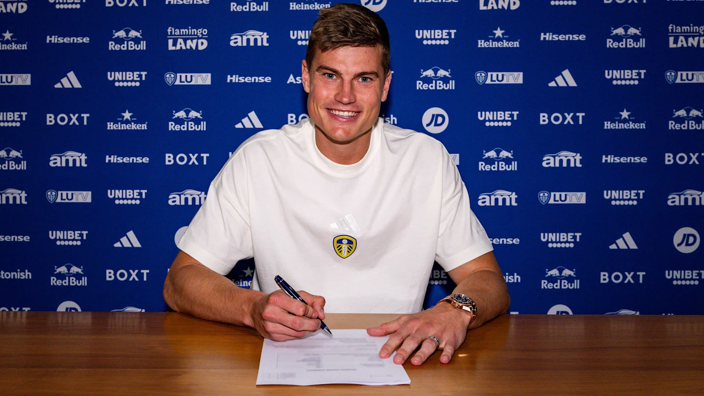 CHÍNH THỨC: Leeds United công bố thương vụ 22 triệu euro