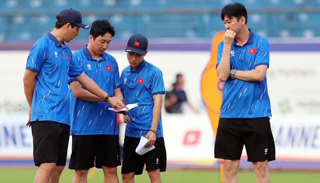 Thách thức với U23 Việt Nam: Khi HLV Kim Sang-sik đau đầu tìm đấu pháp hợp lý
