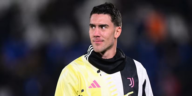 Vlahovic là chữ ký hiệu quả cho hàng công Man United?