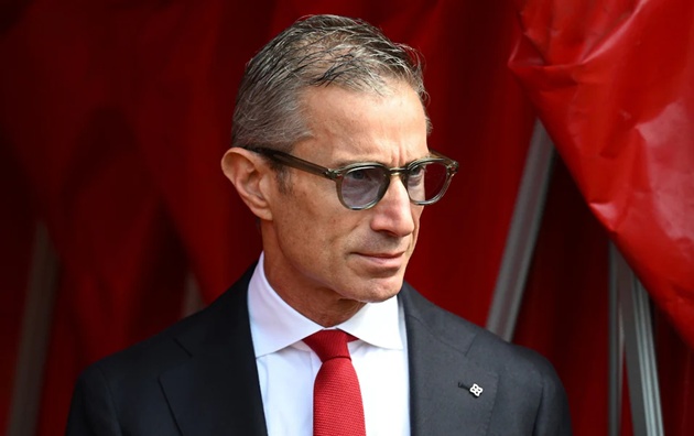 Andrea Berta, giám đốc thể thao của Arsenal, đang theo đuổi một số mục tiêu ở nhiều vị trí khác nhau