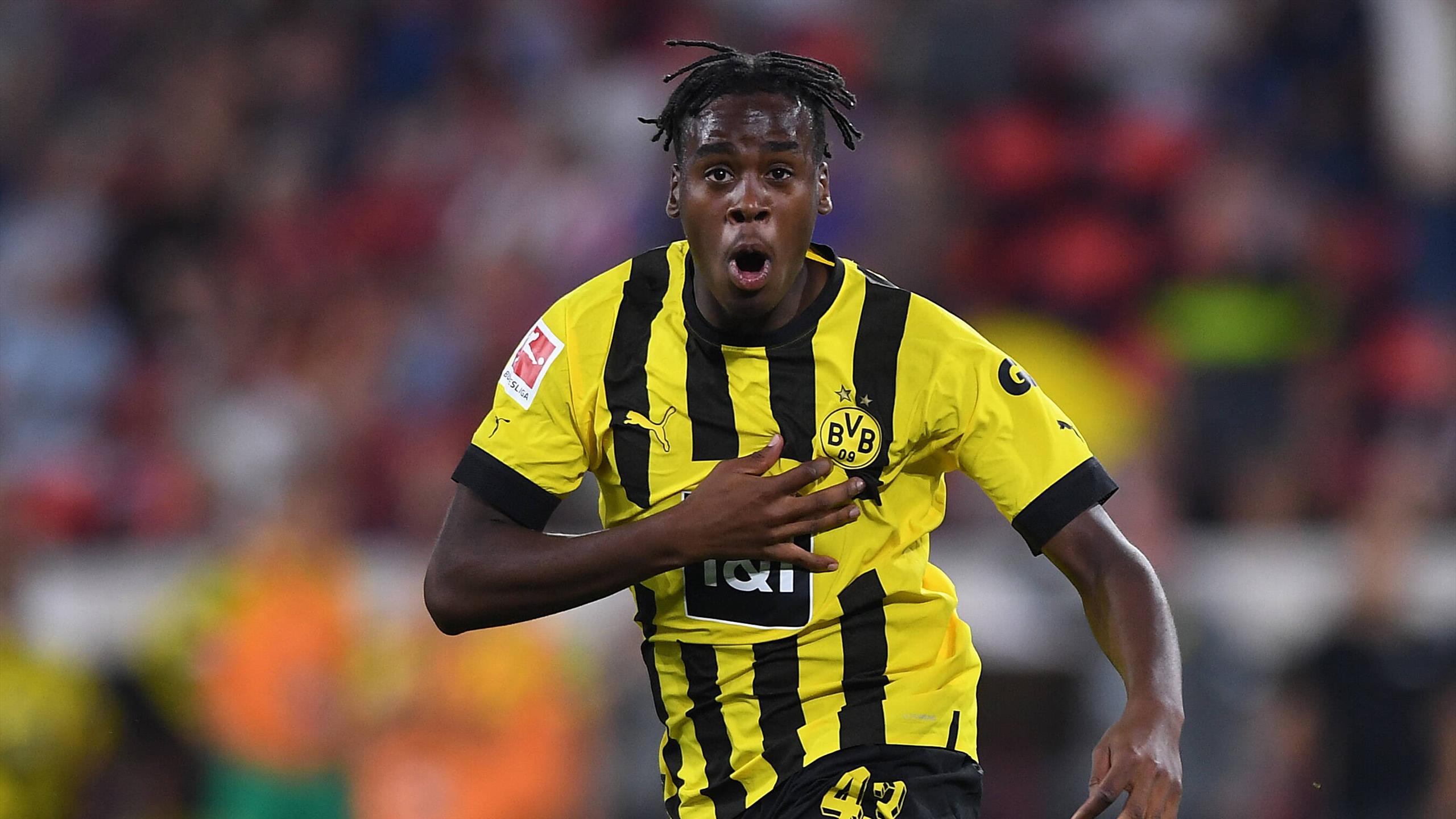 Jamie Gittens là mục tiêu được Chelsea theo đuổi.