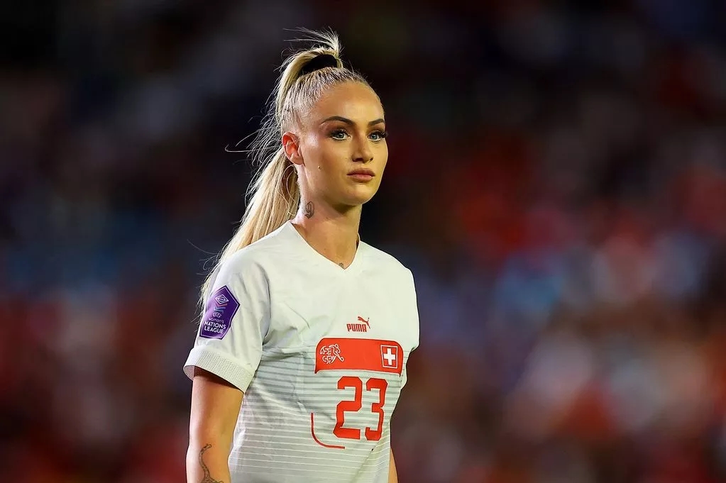 Tuyển nữ Thụy Sĩ thua U15 nam 1-7 ngay trước thềm EURO 2025
