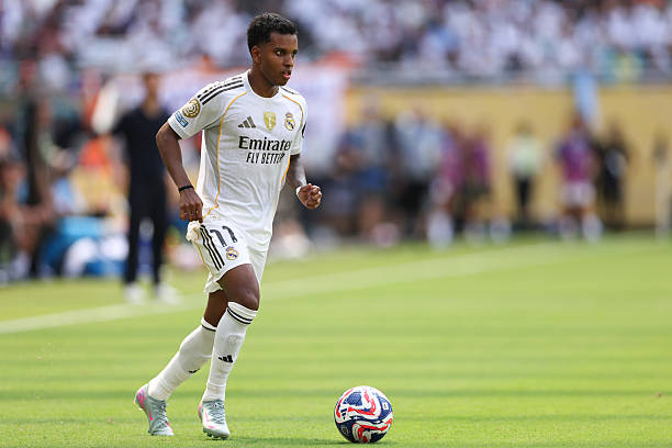 Rodrygo có thể rời Bernabeu.