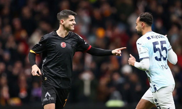 Morata hội ngộ Fabregas tại Como