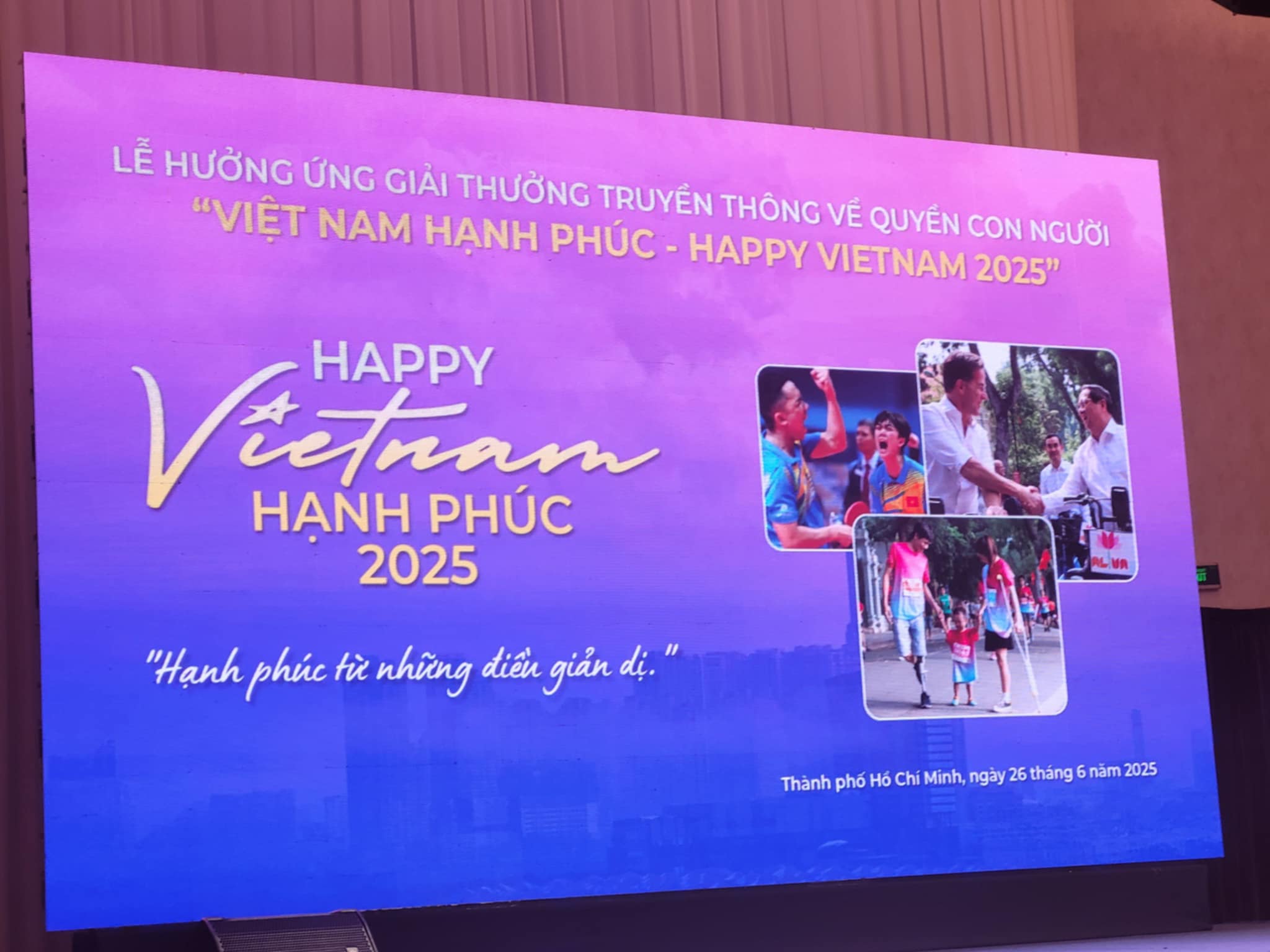 ពិធីឆ្លើយតបនឹងកម្មវិធី “រីករាយវៀតណាម - Happy Vietnam 2025” នៅទីក្រុងហូជីមិញ បានប្រព្រឹត្តទៅយ៉ាងរំភើបរីករាយ។
