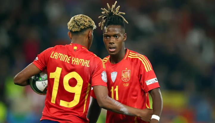 Barca sẽ có đôi cánh vô cùng lợi hại với Nico Williams và Yamal.