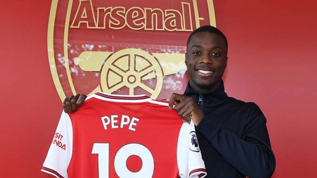 Pepe là bom xịt của Arsenal