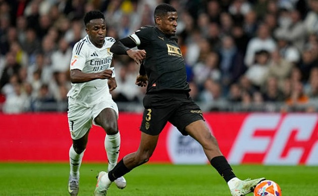 NÓNG! Trung vệ 20 tuổi bật đèn xanh, Arsenal sắp có tân binh từ La Liga