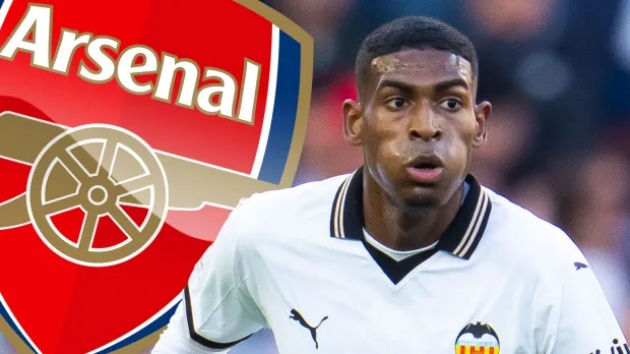 Mosquera là chữ ký đáng chờ đợi của Arsenal.