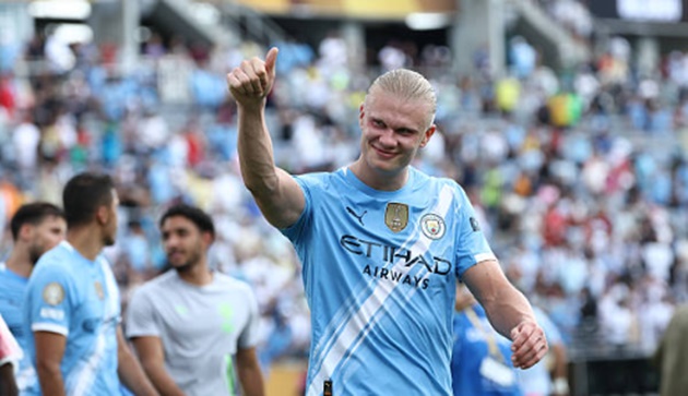 Vừa vào sân, Haaland ghi bàn thứ 300 cho Man City