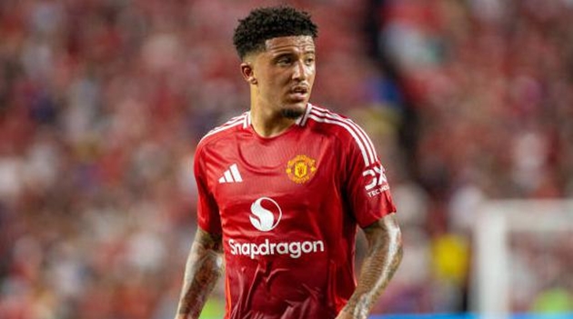 Manchester United chưa thể "tống khứ" Jadon Sancho như kế hoạch.