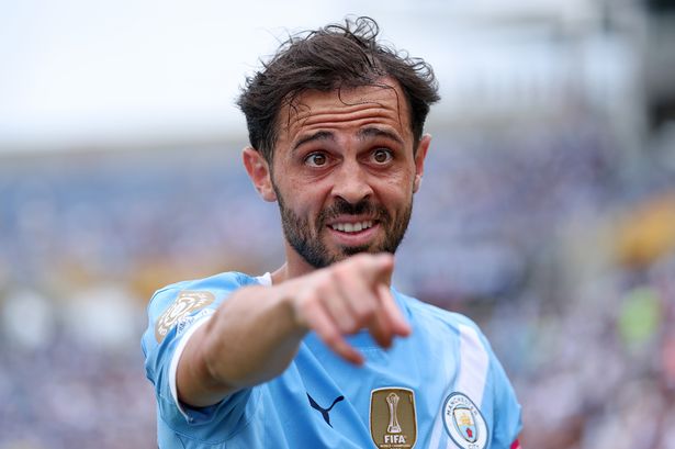 Bernardo Silva vui mừng với thắng lợi trước Juventus.