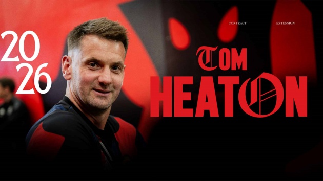 CHÍNH THỨC! Man Utd công bố hợp đồng Tom Heaton