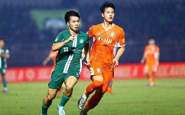 Công Phượng thua Bùi Tiến Dũng, Đà Nẵng trụ lại V-League