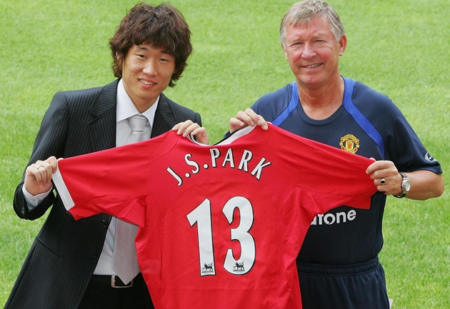 Park gia nhập Man Utd từ PSV