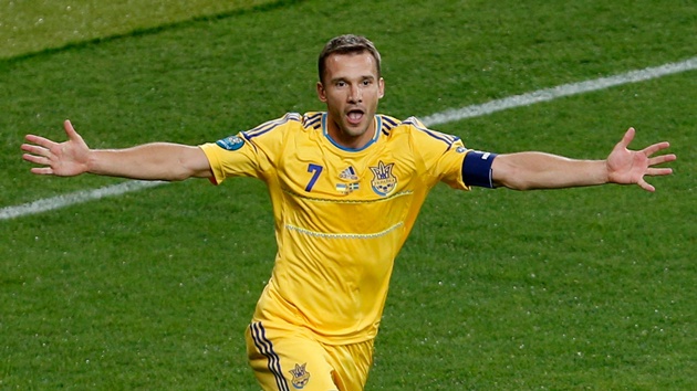 Chân sút sinh năm 1976 là thủ lĩnh của ĐT Ukraine tại World Cup 2006.
