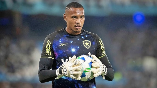 Sao 8 triệu đô vẫn chưa có liên hệ chính thức với Man United