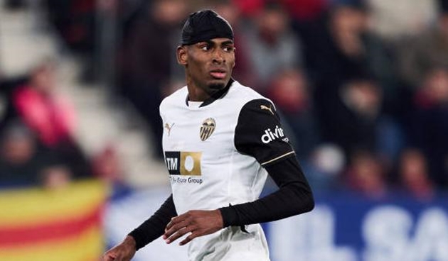 Chuyển nhượng sáng 28/6: Arsenal đàm phán mua Mosquera; Mbeumo chỉ muốn đến MU