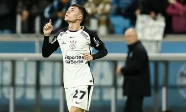 Arsenal tiếp cận thần đồng Breno Bidon