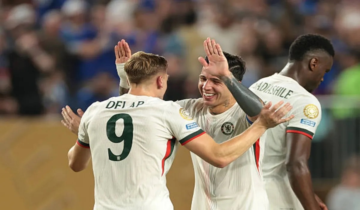 Obi Mikel chỉ ra "bộ sậu" mới trên hàng công của Chelsea