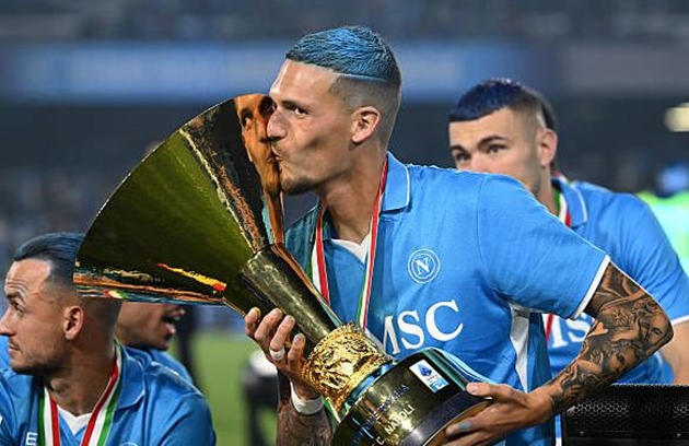 Rafa Marin để lại ít nhiều ấn tượng tại Napoli.