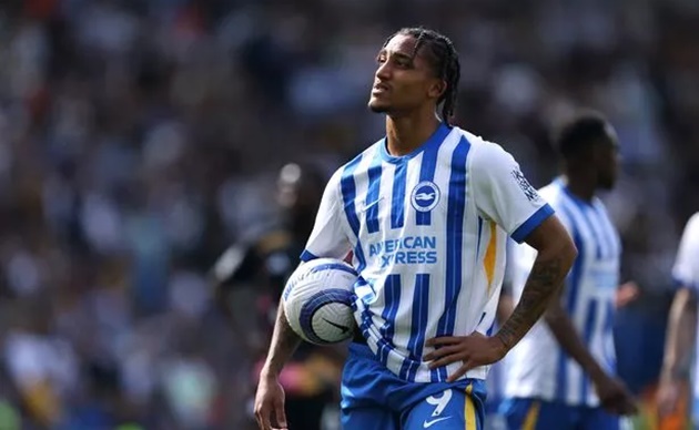 Chelsea và Newcastle tranh chữ ký Joao Pedro