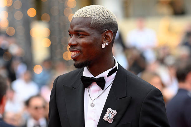 Jadon Sancho gửi thông điệp giống hệt Marcus Rashford tới Paul Pogba