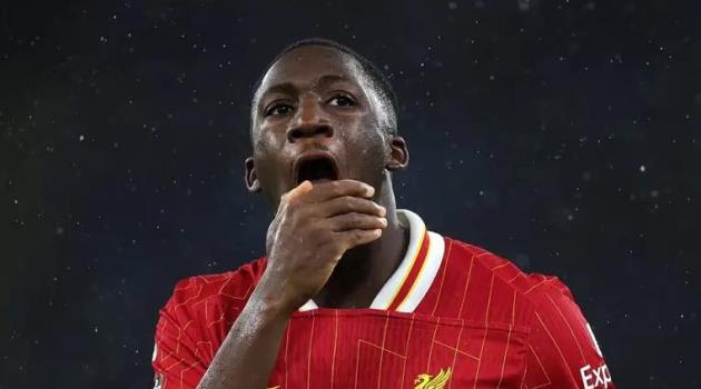 Liverpool đối mặt bài toán Ibrahima Konate: Lịch sử liệu có lặp lại?