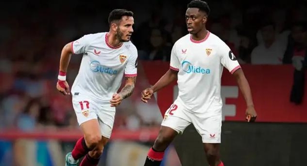 CHÍNH THỨC: Sevilla chia tay Saul Niguez và Lokonga