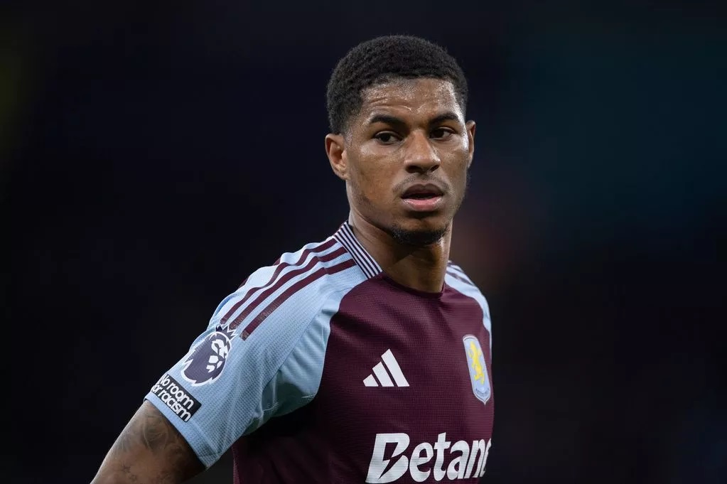 Rashford không được Villa mua đứt.