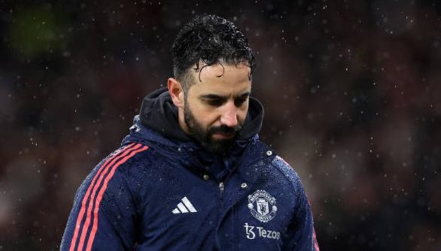 Ruben Amorim gặp rắc rối với đội hình Manchester United hiện tại.