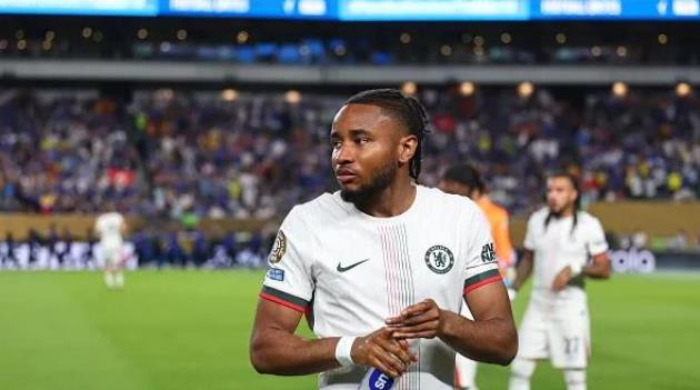 Có Joao Pedro, Chelsea rao bán Nkunku cho MU, Arsenal, Tottenham